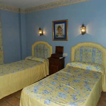 Hotel Don Javier 3*