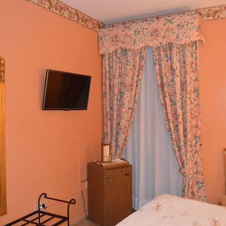 Hotel Don Javier